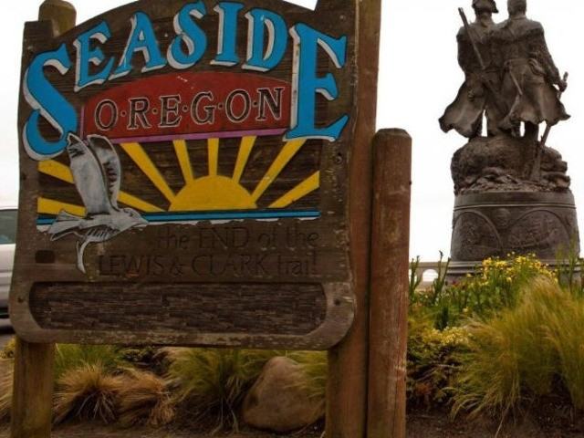 Sandhill Apartments - Photo 3 of 5