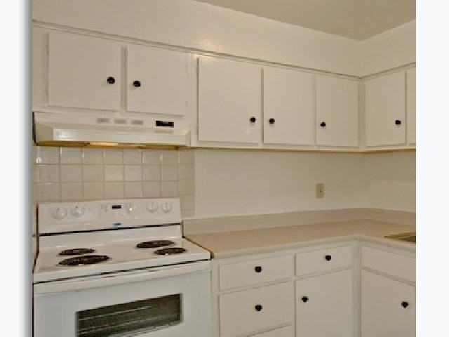 Wanamassa Gardens - Photo 2 of 6