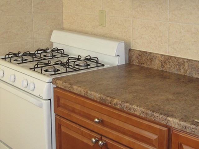 New Brunswick Arms Apartments - Photo 3 of 6