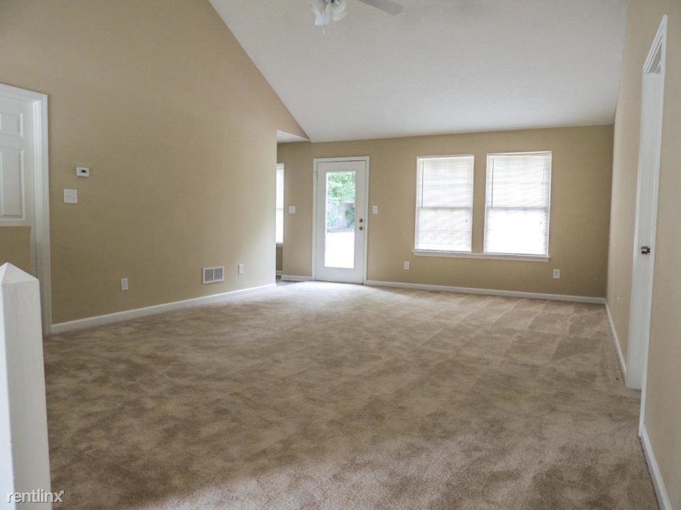 6941 Stoneridge Dr - Photo 3 of 19