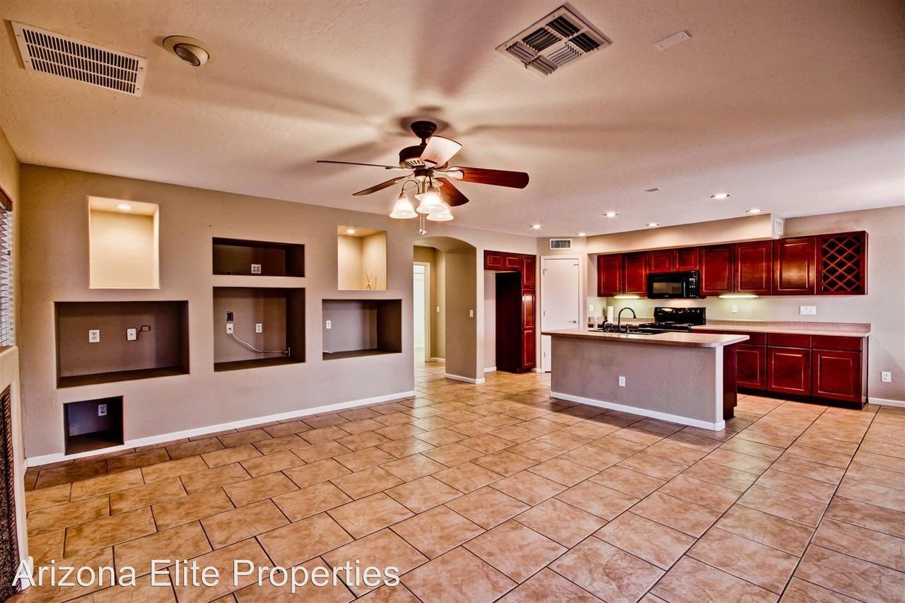 486 W San Angelo - Photo 3 of 8
