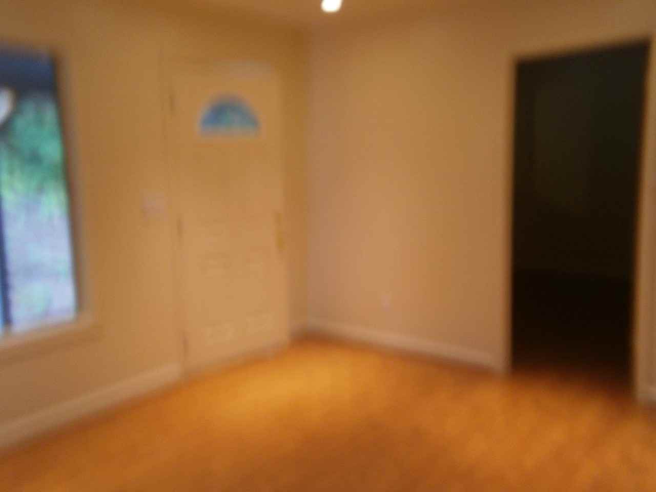 10960 Westwood Rd - Photo 3 of 18