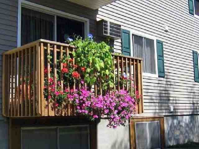 Hyde Park Heights - Photo 3 of 7