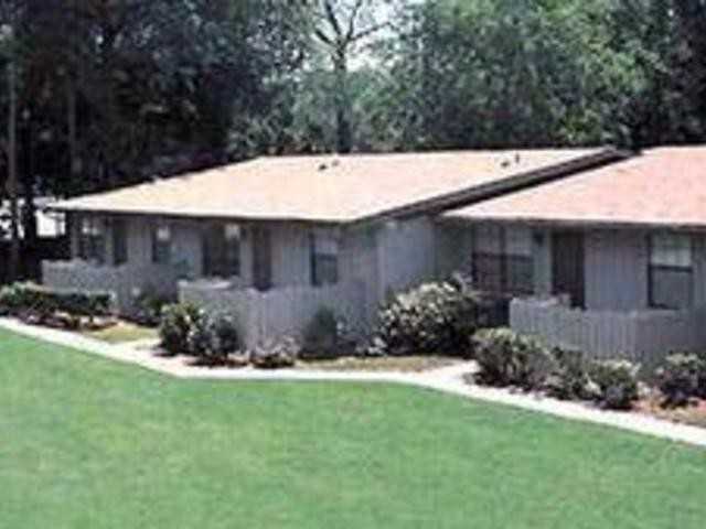 Ridgewood Apartments - Photo 2 of 6