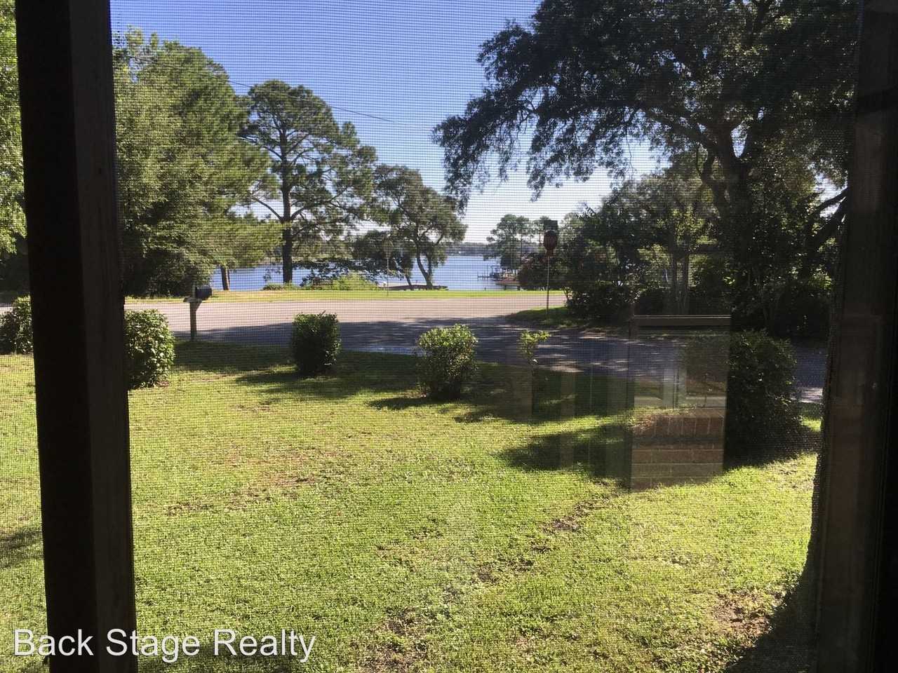 233 S Bayshore Dr - Photo 2 of 50