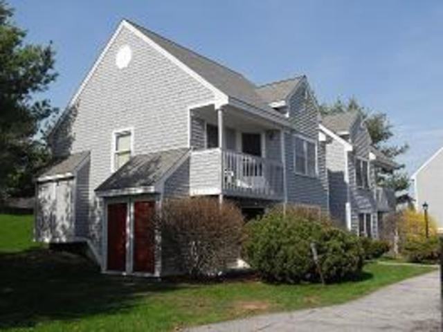 Fieldcrest Apartments - Photo 3 of 6