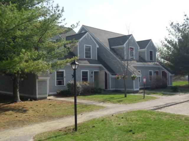 Fieldcrest Apartments - Photo 2 of 6