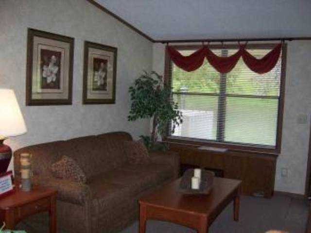 River Glen - Photo 3 of 6