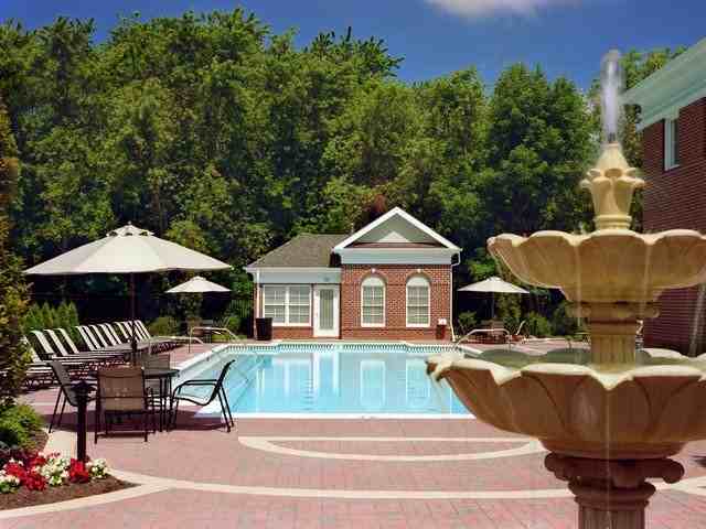 Avalon at Traville Apartments 14240 Alta Oaks Drive, North Potomac