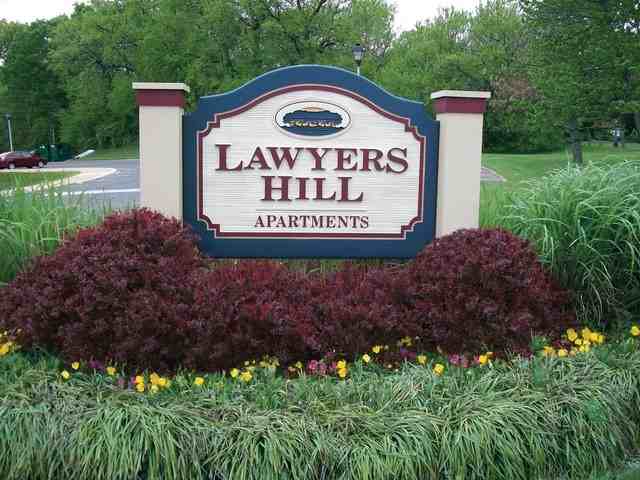 Lawyers Hill Apartments - Photo 3 of 6