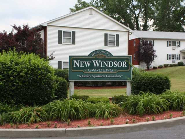 New Windsor Gardens - Photo 3 of 8