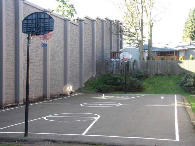 Corinthian Apartments - Photo 2 of 10