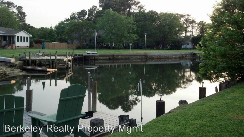 237 Beach Rd - Photo 3 of 5