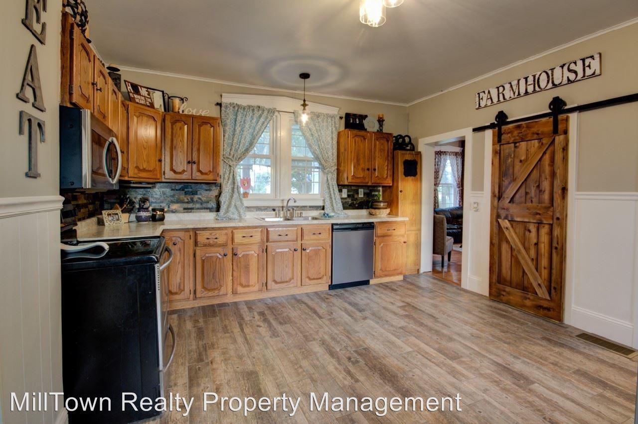 18466 E 40th St - Photo 3 of 24