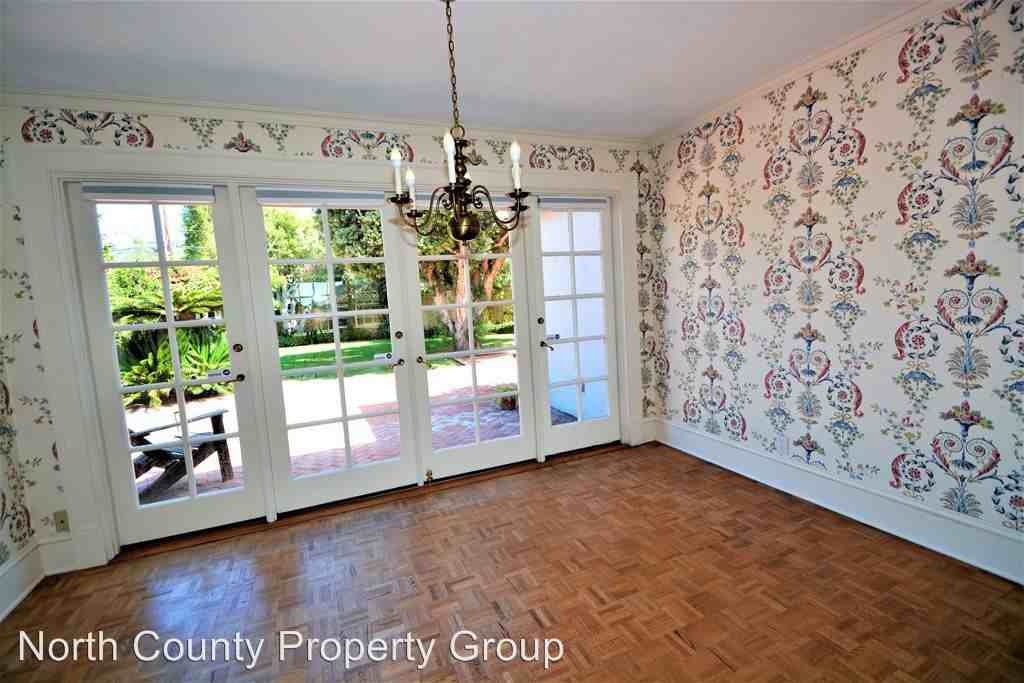 6323 Avenida Cresta - Photo 3 of 14