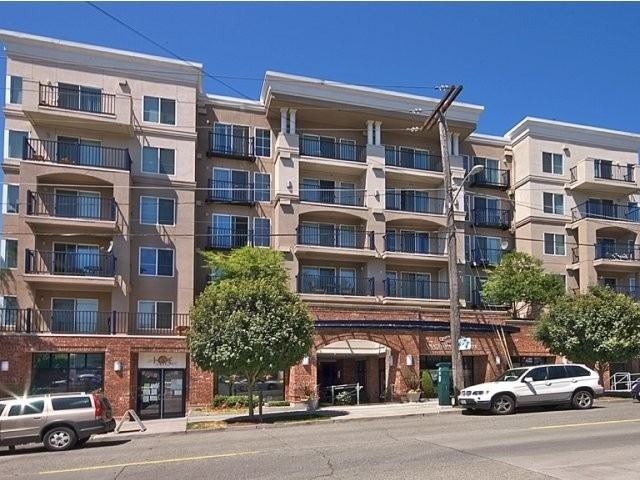 Uptown Queen Anne - Photo 3 of 10