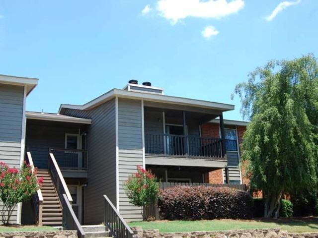 Abbington Place - Photo 3 of 6