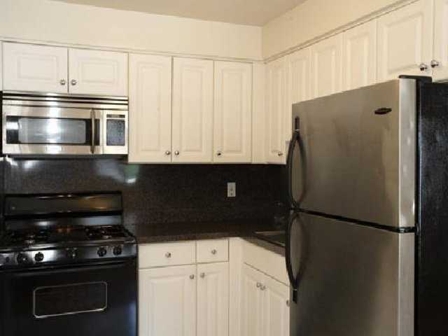 Brick Gardens - Photo 3 of 8