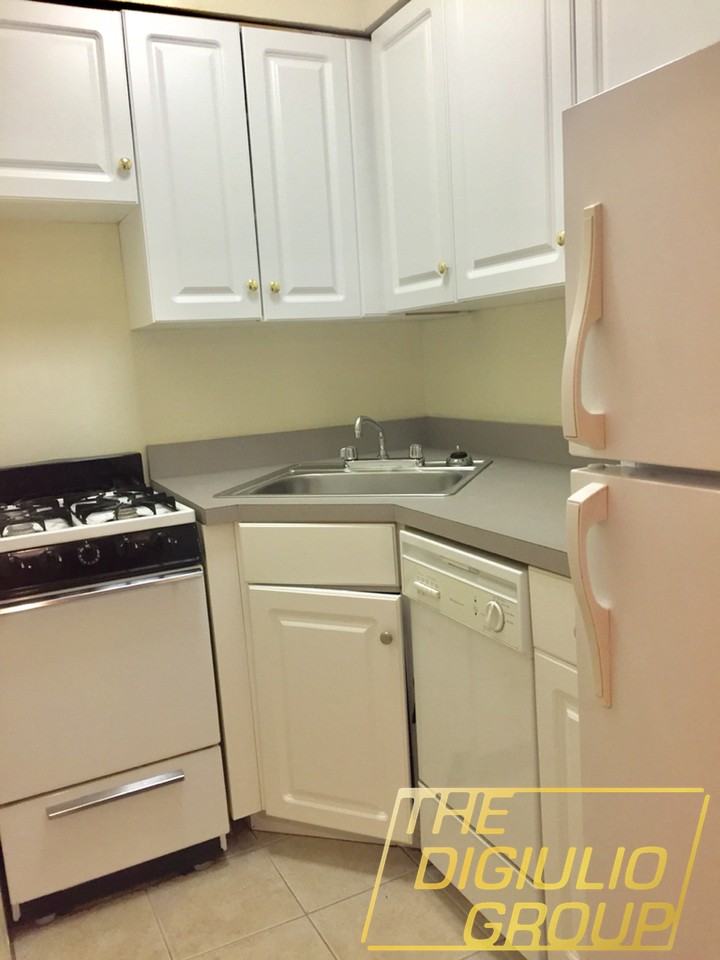 267-275 Columbus Ave #3b