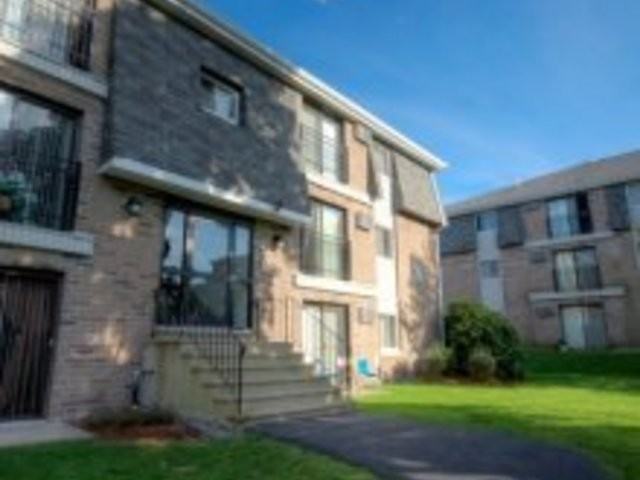 PRINCETON BELVIDERE - Photo 3 of 6