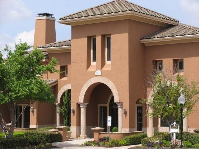 San Simeon - Photo 2 of 6