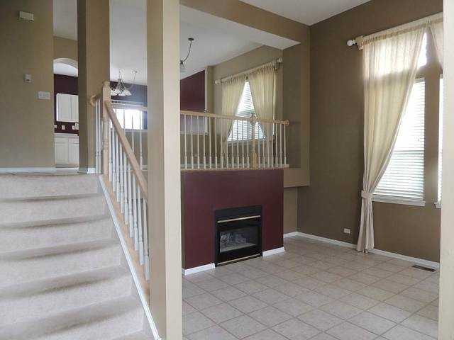 2426 Courtyard Cir #1 - Photo 3 of 25