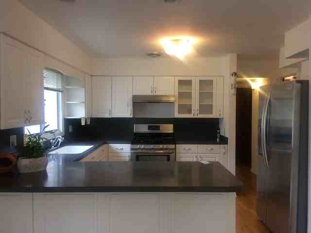 7448 W Barry Ave - Photo 3 of 11