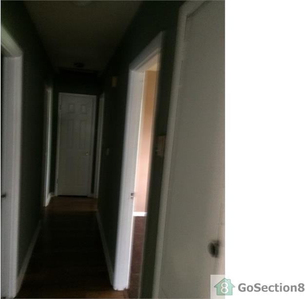 1255 Seneca St - Photo 2 of 9