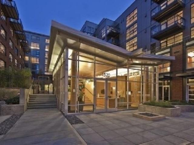 Equinox - Photo 2 of 6