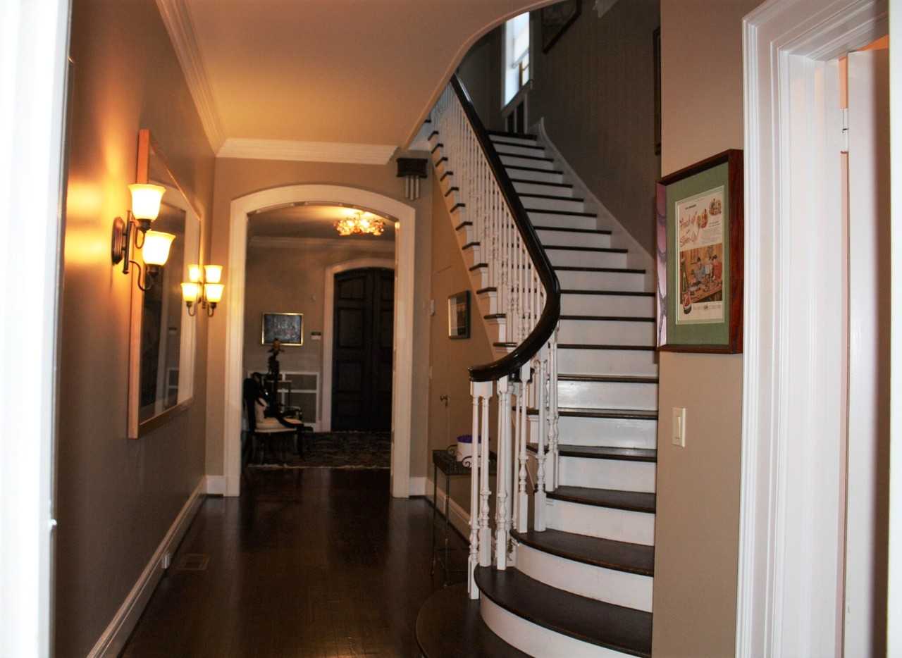 1 Willow Pond - Photo 3 of 10