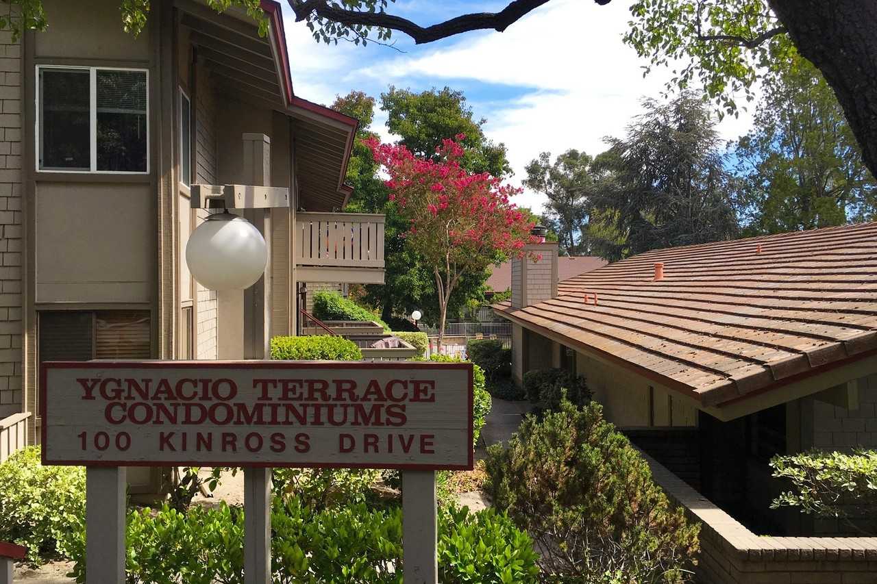 101 Walnut Ave - Photo 3 of 11