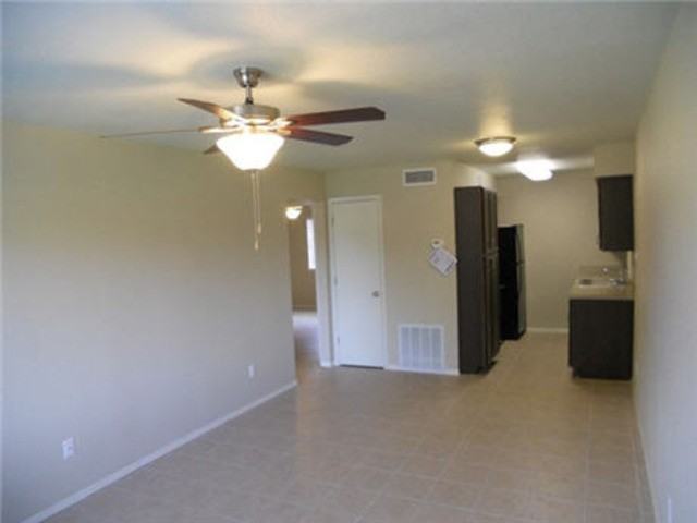 Sierra Vista Apartments - Photo 3 of 6