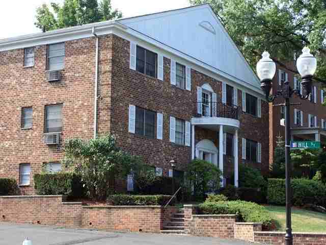 Jefferson Apartments - Photo 3 of 7