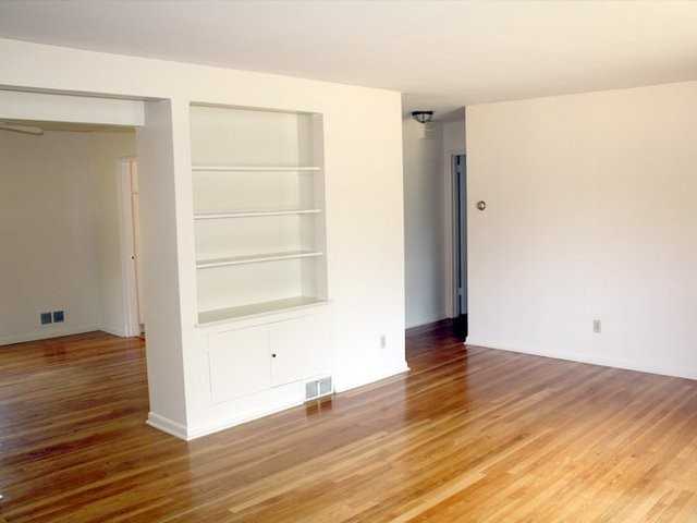 Mountain Manor Apartments - Photo 2 of 8