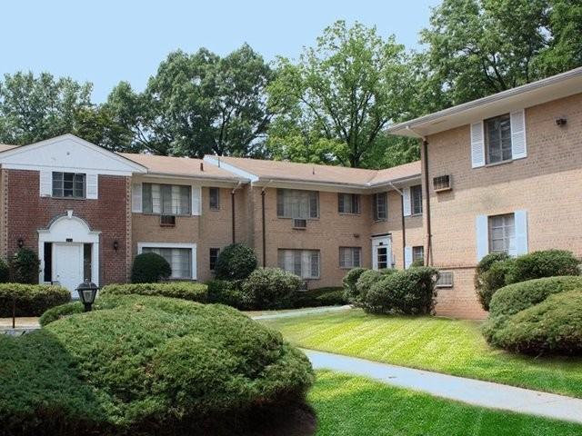 Park Ridge Apartments - Photo 2 of 7