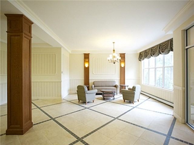 Fairfield Courtyard At Hewlett - Photo 2 of 7