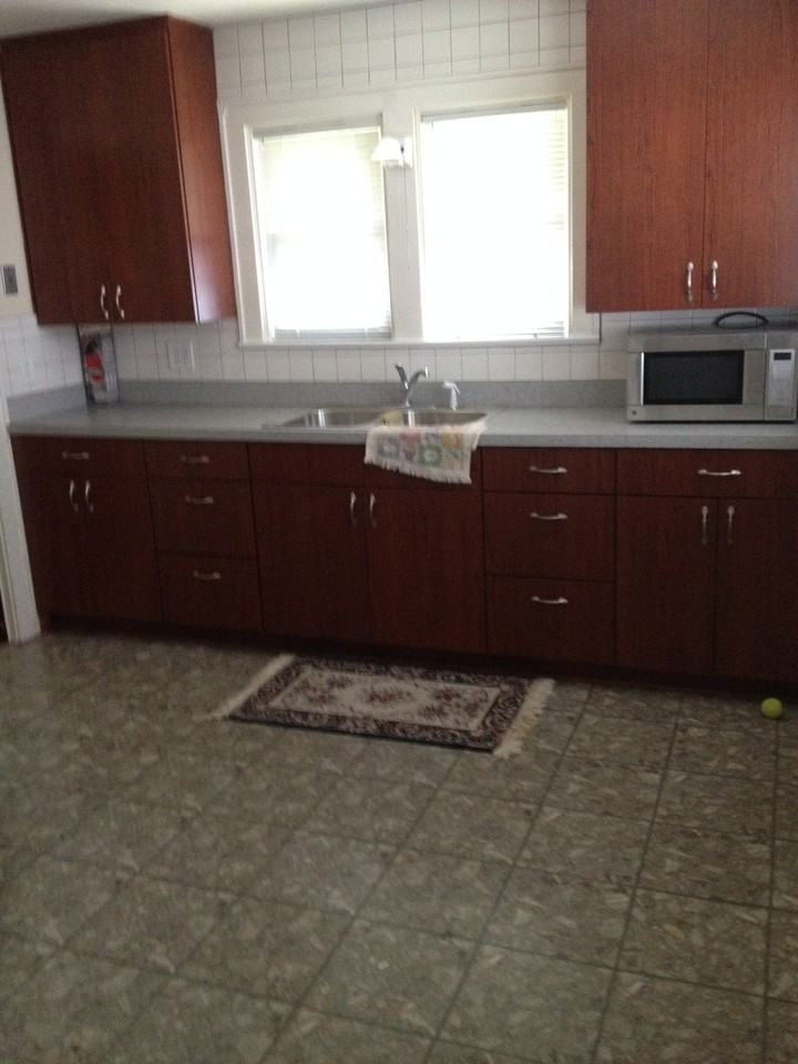 120 S New Albany St - Photo 2 of 6
