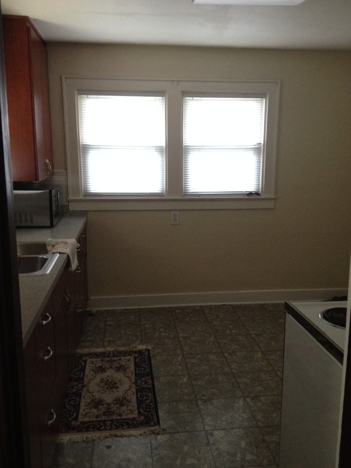 120 S New Albany St - Photo 3 of 6