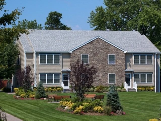 Fairfield Harbor At Babylon Village - Photo 3 of 4