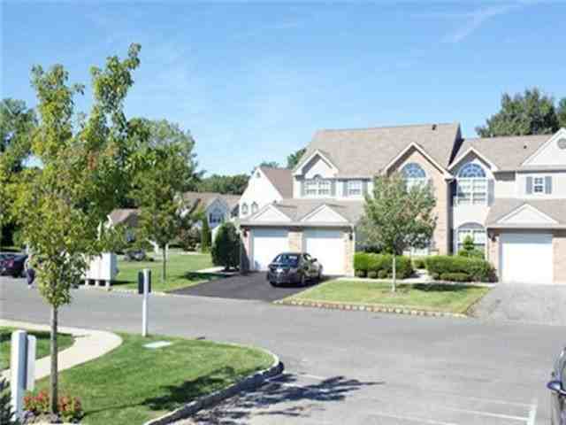 Fairfield Knolls At Port Jefferson - Photo 2 of 8