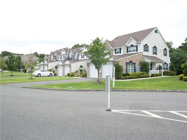 Fairfield Knolls South - Photo 2 of 7