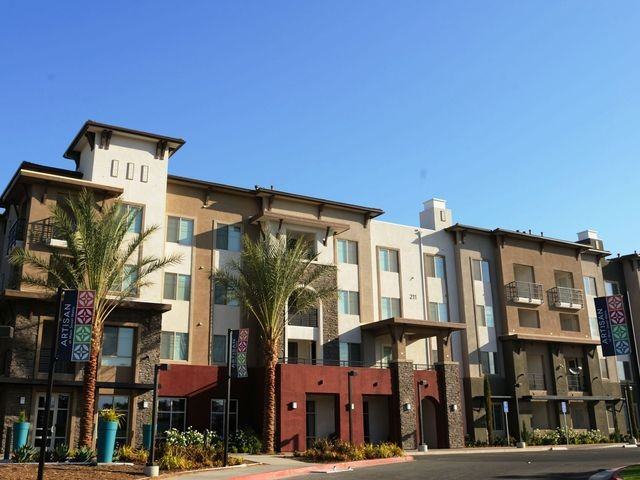 Artisan at Main Street Metro - Photo 2 of 6