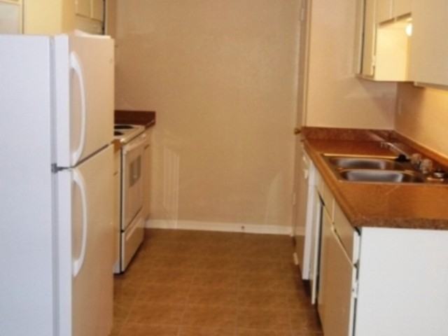 The Oaks - Photo 3 of 6