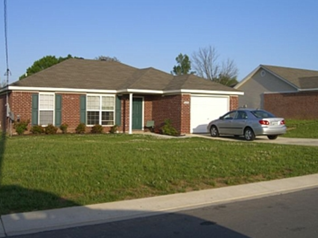 Short Mountain Village - Photo 2 of 3