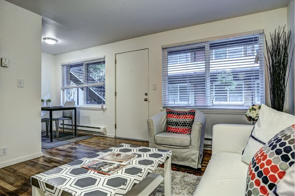 The Standard Queen Anne - Photo 3 of 8