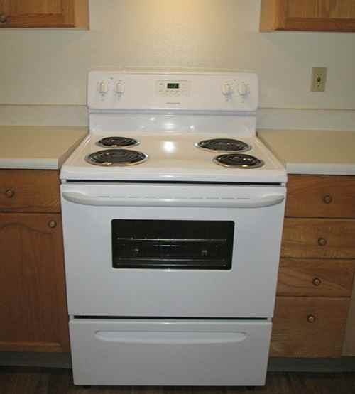 Larkin Place - Luxury Apartment Homes in Bellingham, WA - Photo 2 of 19