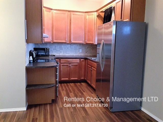 5056 42 Ave - Photo 2 of 18