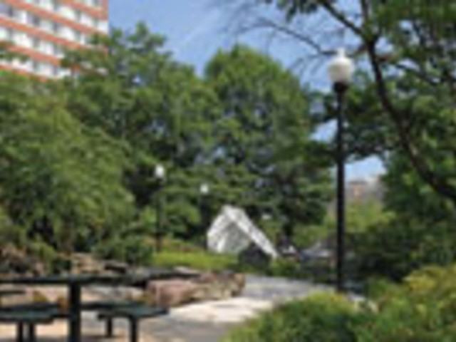 The Ashley at Riverhouse - Photo 3 of 6