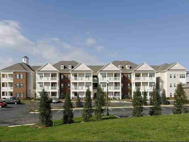 Settlers Landing Apartments 45086 Voyage Path, California, MD 20619 Zumper