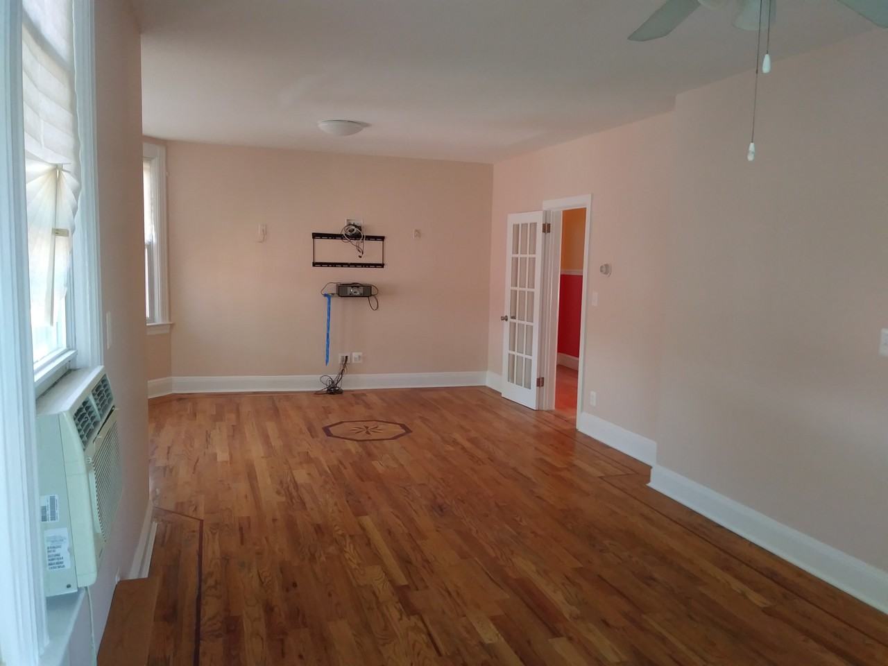 210 Clove Rd #2ndFL - Photo 2 of 8